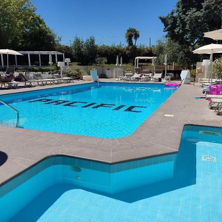 Hotel Pacific Κατόλικα Εξωτερικό φωτογραφία