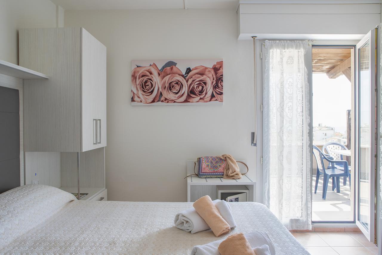 Hotel Pacific Κατόλικα Εξωτερικό φωτογραφία